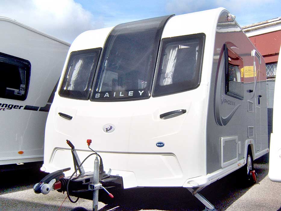 Bailey Phoenix Plus 420 - Used Caravan - Nearside Exterior